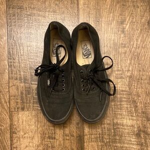 Women’s Vans Low Top Sneakers Black